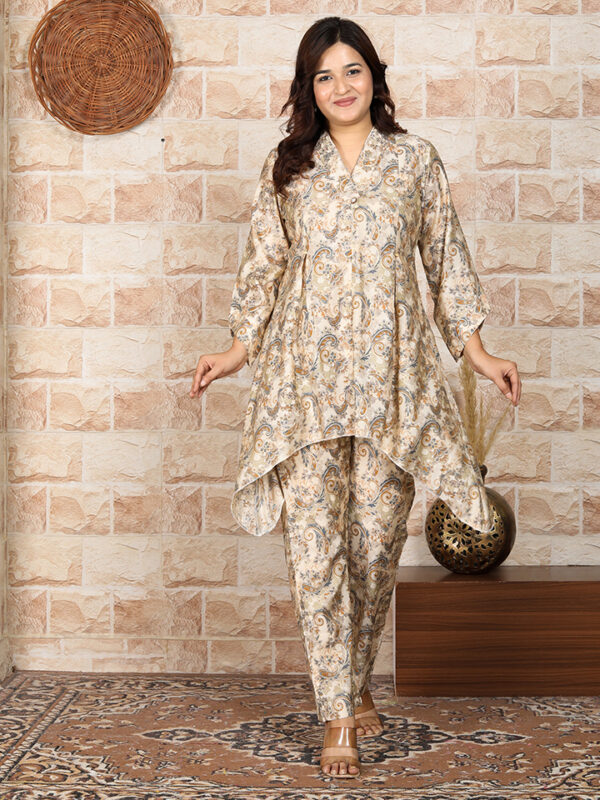 Elegance Refined - Women Kurta and Pant Set
